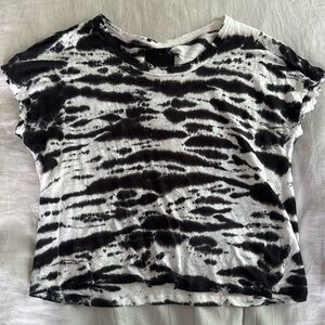 RtA distressed tie dye tshirt